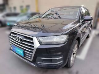 奥迪奥迪Q72018款40TFSI舒适型