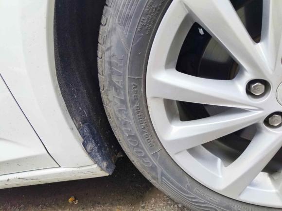 [济南·鲁A] 二手别克威朗2018款 三厢 15S 自动领先型