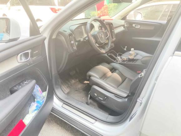 [上海·沪F] 二手沃尔沃沃尔沃XC402020款 T4 四驱智雅豪华版