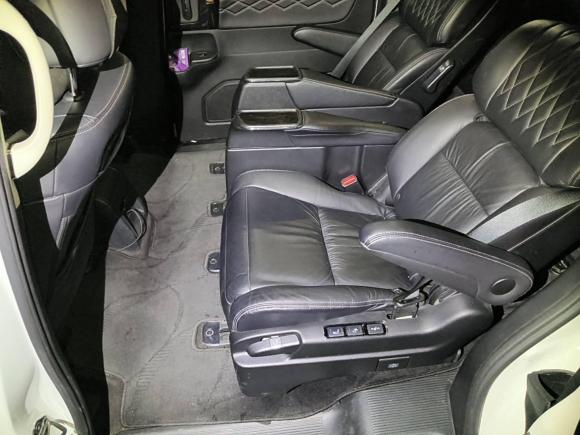 [西安·陕U] 二手本田艾力绅2019款 2.0L 混动豪华版