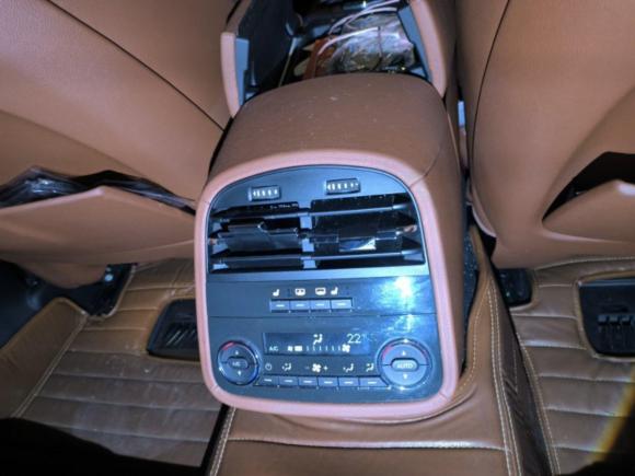 [南京·苏A] 二手玛莎拉蒂总裁2013款 3.0T 标准型