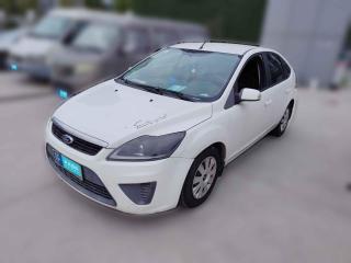 福特福克斯2012款两厢经典1.8L自动基本型