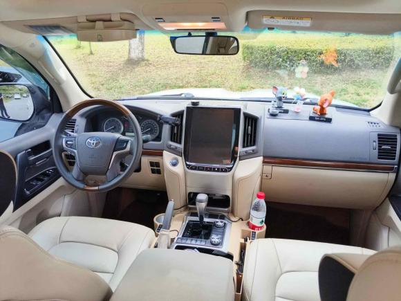 [南昌·赣A] 二手丰田兰德酷路泽2015款 4.0L V6 中东低配版