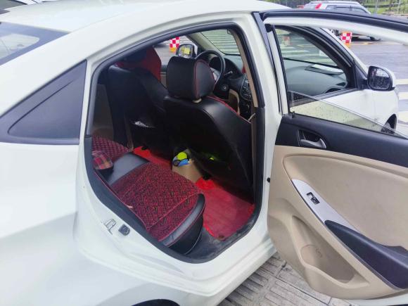 [成都·川A] 二手现代瑞纳2014款 1.4L 手动智能型GLS