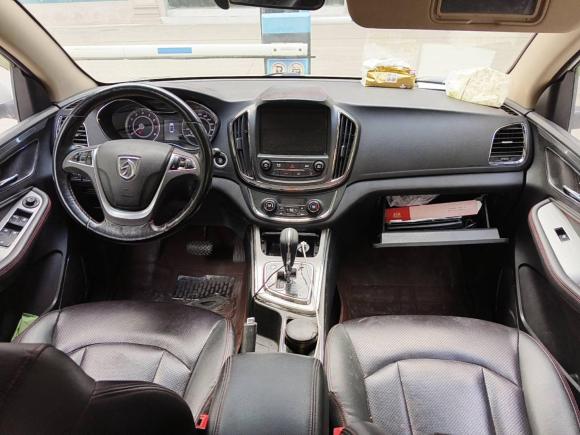 [上海·冀A] 二手宝骏宝骏5602016款 1.8L iAMT豪华型