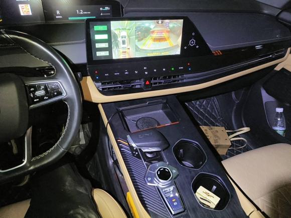 [杭州·浙A] 二手长安长安UNI-K2021款 2.0T 卓越型