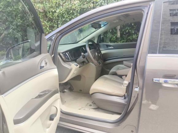 [上海·沪N] 二手别克别克GL82011款 2.4L LT豪华商务行政版