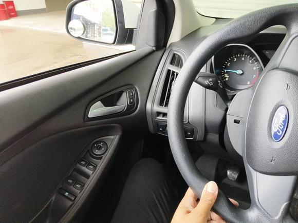 [无锡·苏B] 二手福特福克斯2017款 两厢 1.6L 手动舒适型智行版