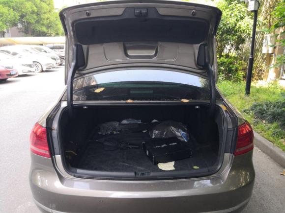 [上海·沪N] 二手大众帕萨特2011款 1.8TSI DSG御尊版