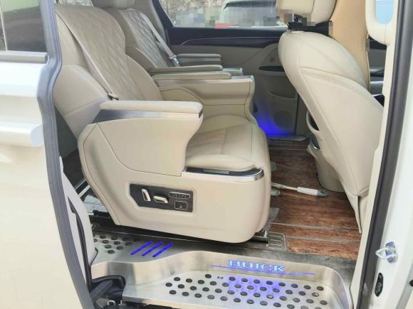 [济南·鲁A] 二手别克别克GL82023款 ES陆尊 舒适型