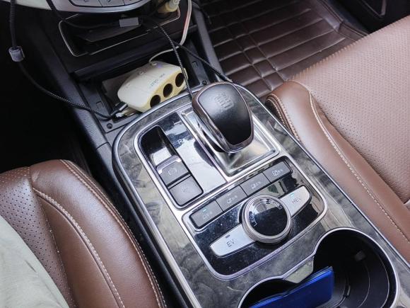 [上海·沪A] 二手比亚迪唐新能源2015款 2.0T 四驱旗舰型