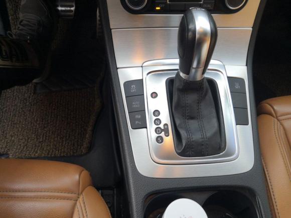 [北京·京N] 二手大众一汽-大众CC2011款 2.0TSI 至尊型