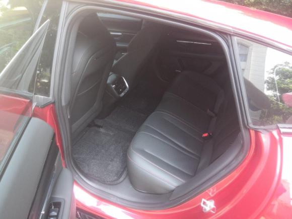 [佛山·粤A] 二手小鹏汽车小鹏汽车P72021款 670E鹏翼版