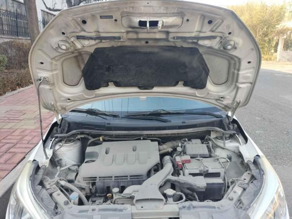 [青岛·鲁U] 二手启辰启辰R502013款 1.6L 自动时尚版