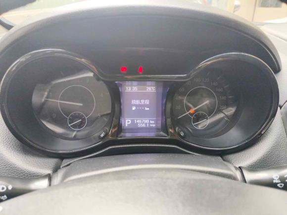 [济南·鲁A] 二手江铃驭胜S3502013款 2.4T 自动四驱柴油超豪华版5座