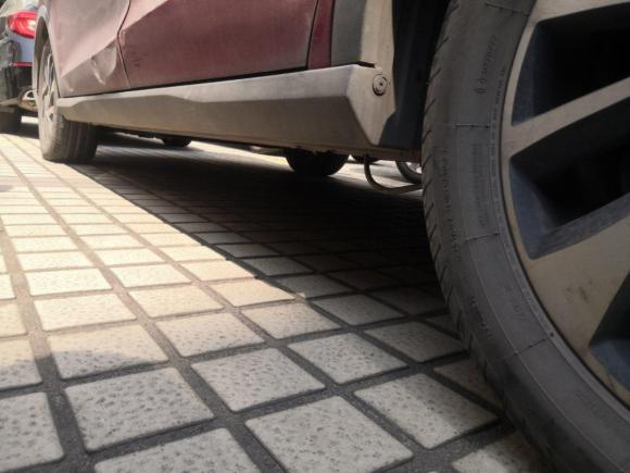 [广州·渝D] 二手长安欧尚长安欧尚A8002017款 1.5T 手动豪享型