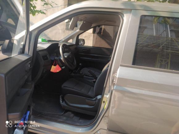 [佛山·赣F] 二手五菱汽车五菱宏光PLUS2020款 1.5L 手动标准型 5座