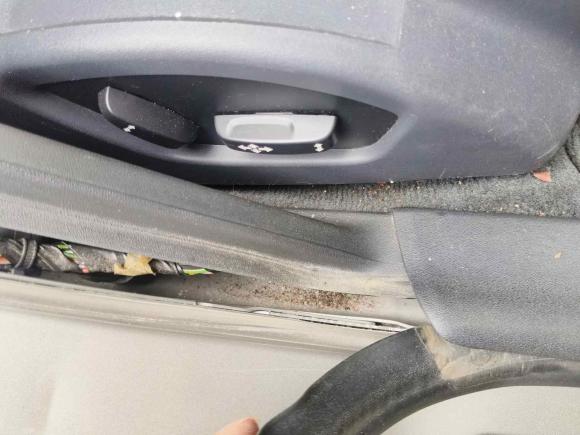 [武汉·鄂A] 二手沃尔沃沃尔沃S602015款 S60L 2.0T 智远版