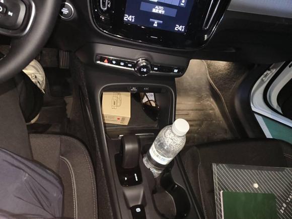 [南通·苏F] 二手沃尔沃沃尔沃XC402022款 T4 四驱智行时尚版