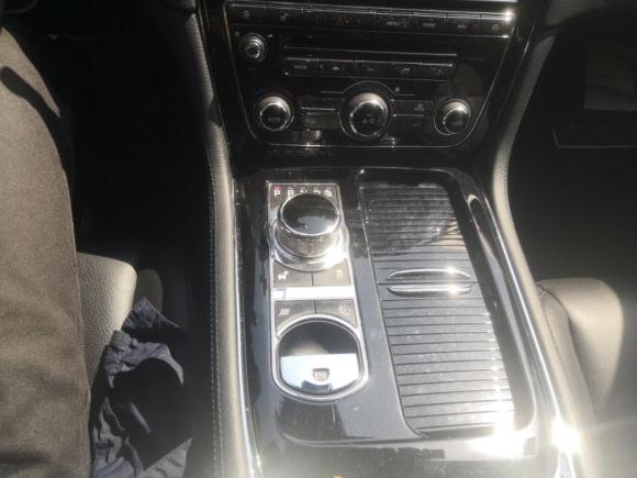 [嘉兴·浙F] 二手捷豹捷豹XJ2014款 XJL 2.0T 两驱典雅商务版