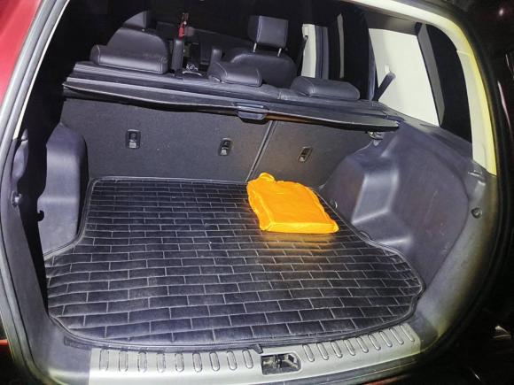 [成都·川X] 二手路虎神行者22013款 2.2T SD4 SE柴油版