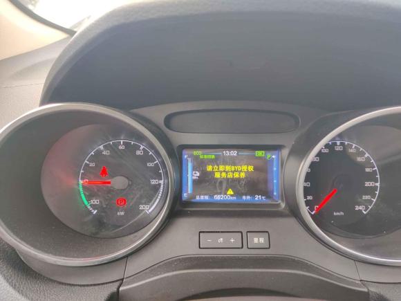 [成都·川A] 二手比亚迪元新能源2018款 EV360 智联炫酷型