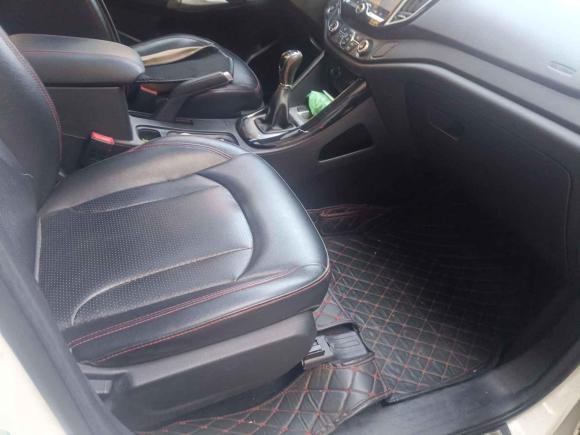 [青岛·鲁B] 二手奇瑞瑞虎52016款 1.5T 手动家悦信赖版