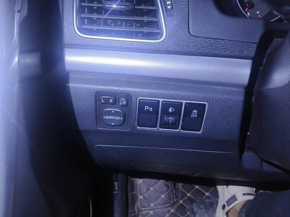 [深圳·粤R] 二手哈弗哈弗H62015款 运动版 1.5T 自动两驱豪华型