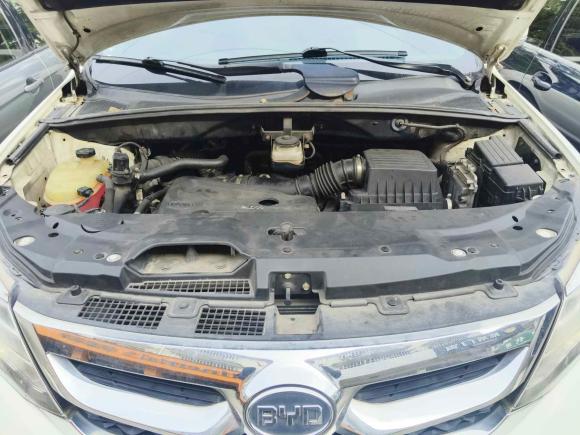 [上海·苏F] 二手比亚迪比亚迪S72015款 2.0T 自动尊贵型