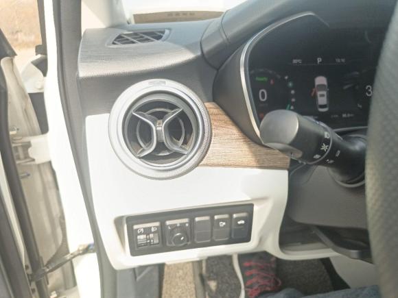 [北京·京A] 二手北京汽车北京EU52018款 R500 智风版