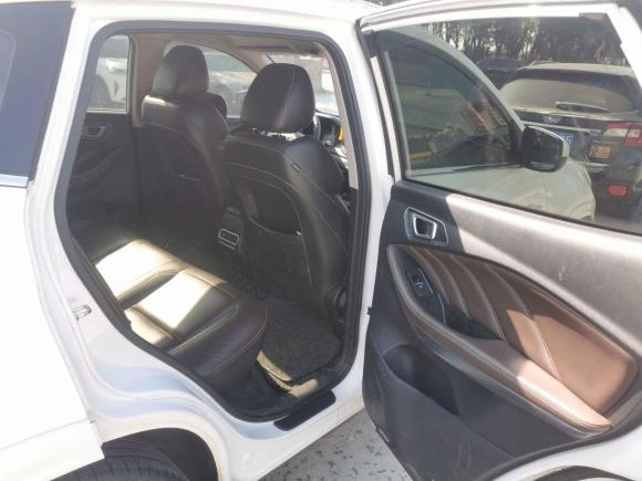 [合肥·皖A] 二手奇瑞瑞虎72018款 1.5T 手动精英版 国V