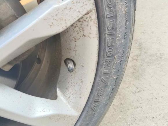 [武汉·鄂A] 二手长安长安CS352017款 1.6L 手动豪华型