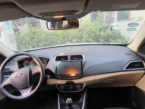 [南京·苏A] 二手福特福睿斯2017款 改款 1.5L 手动舒适型