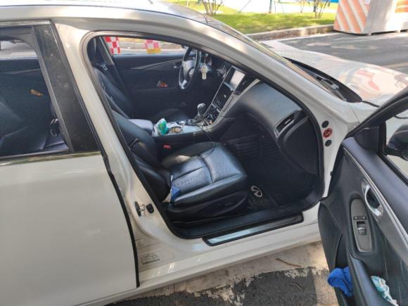 [南京·苏A] 二手英菲尼迪英菲尼迪Q502014款 3.7L 舒适版