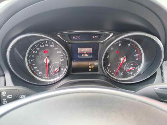 [成都·川G] 二手奔驰奔驰GLA2019款 GLA 200 动感型