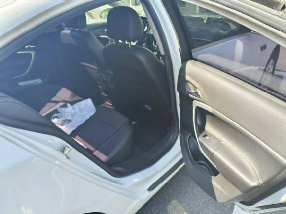 [宁波·浙B] 二手别克君威2015款 1.6T 领先技术型