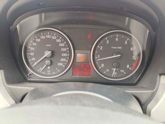 [嘉兴·浙F] 二手宝马宝马3系2011款 325i双门轿跑车