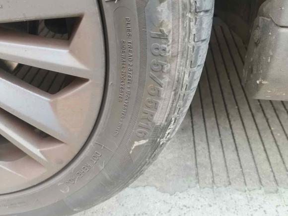 [义乌·浙G] 二手哪吒汽车哪吒V2022款 潮 400 Lite 粉色定制款