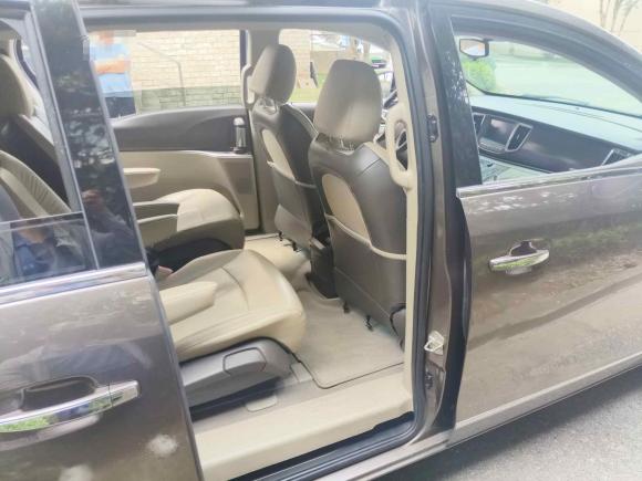 [上海·沪N] 二手别克别克GL82011款 2.4L LT豪华商务行政版