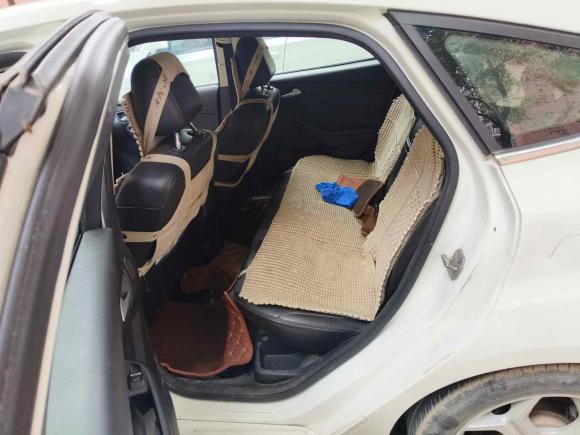 [武汉·鄂A] 二手福特福克斯2012款 两厢 2.0L 手动豪华运动型