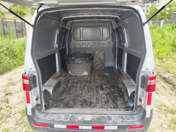 [上海·苏F] 二手金杯小海狮X302023款 1.5L 超享型厢货2/5座无空调版SWC15M