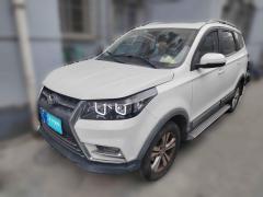 [上海·沪C] 北汽幻速北汽幻速S32016款S3L1.5L手动尊享型