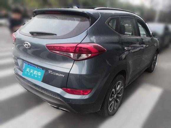 [北京·京A] 二手现代途胜2015款 1.6T 双离合两驱领先型