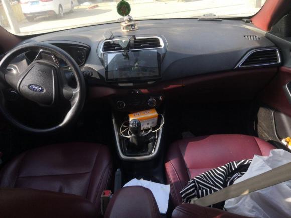 [杭州·赣E] 二手福特福睿斯2015款 1.5L 手动舒适型