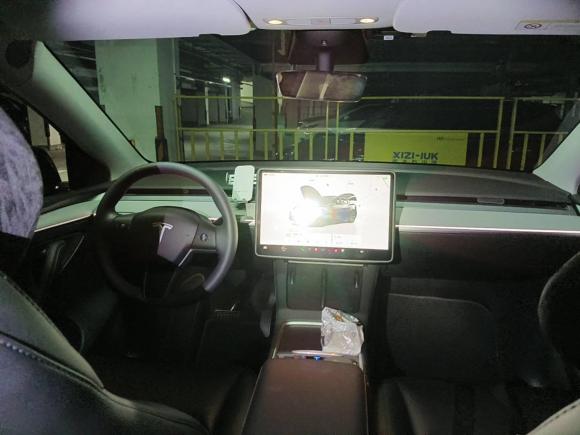 [上海·沪A] 二手特斯拉Model Y2023款 后轮驱动版