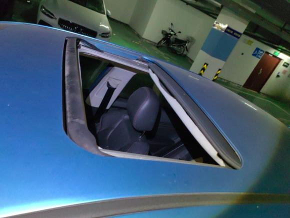 [上海·沪G] 二手比亚迪秦新能源2014款 1.5T 酷黑骑士旗舰型