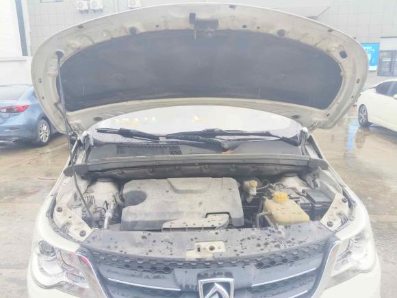 [宁波·浙B] 二手宝骏宝骏7302014款 1.5L 手动豪华导航ESP版 7座