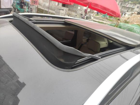 [温州·浙C] 二手众泰众泰T7002017款 1.8T 双离合尊享型