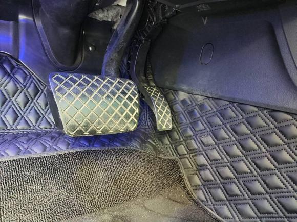 [佛山·粤X] 二手奥迪奥迪Q5L2018款 40 TFSI 荣享时尚型 国VI