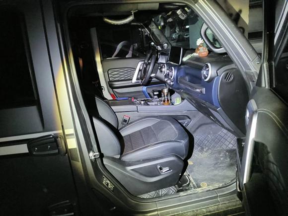 [芜湖·皖B] 二手北京北京BJ402022款 2.0T 自动四驱环塔冠军版